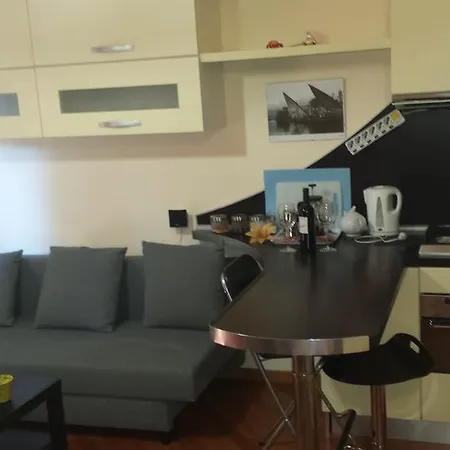 Alf Apartamento *